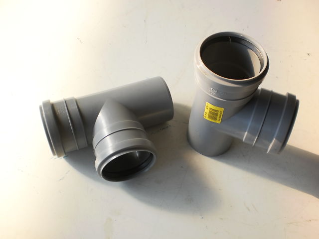 883&nbsp;-&nbsp;Branch Pipe 90 gr.